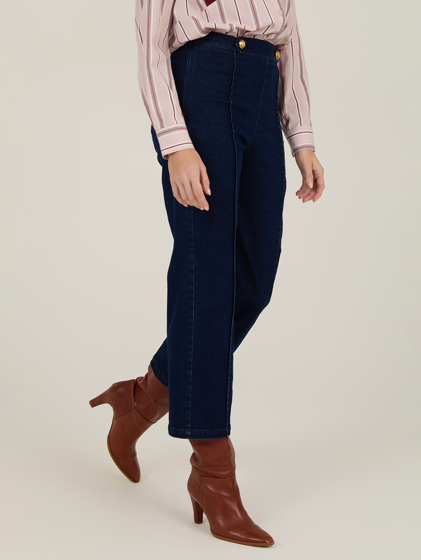 Pantalón tobillero en denim de MEISIE – foto 2