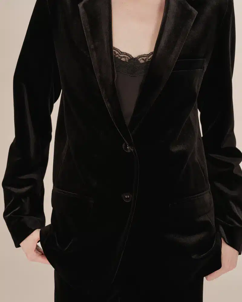 BLAZER DE TERCIOPELO TOFU de Grace & Mila – foto 3