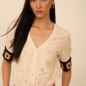 Blusa puño crochet algodón voile de MEISIE – foto 1