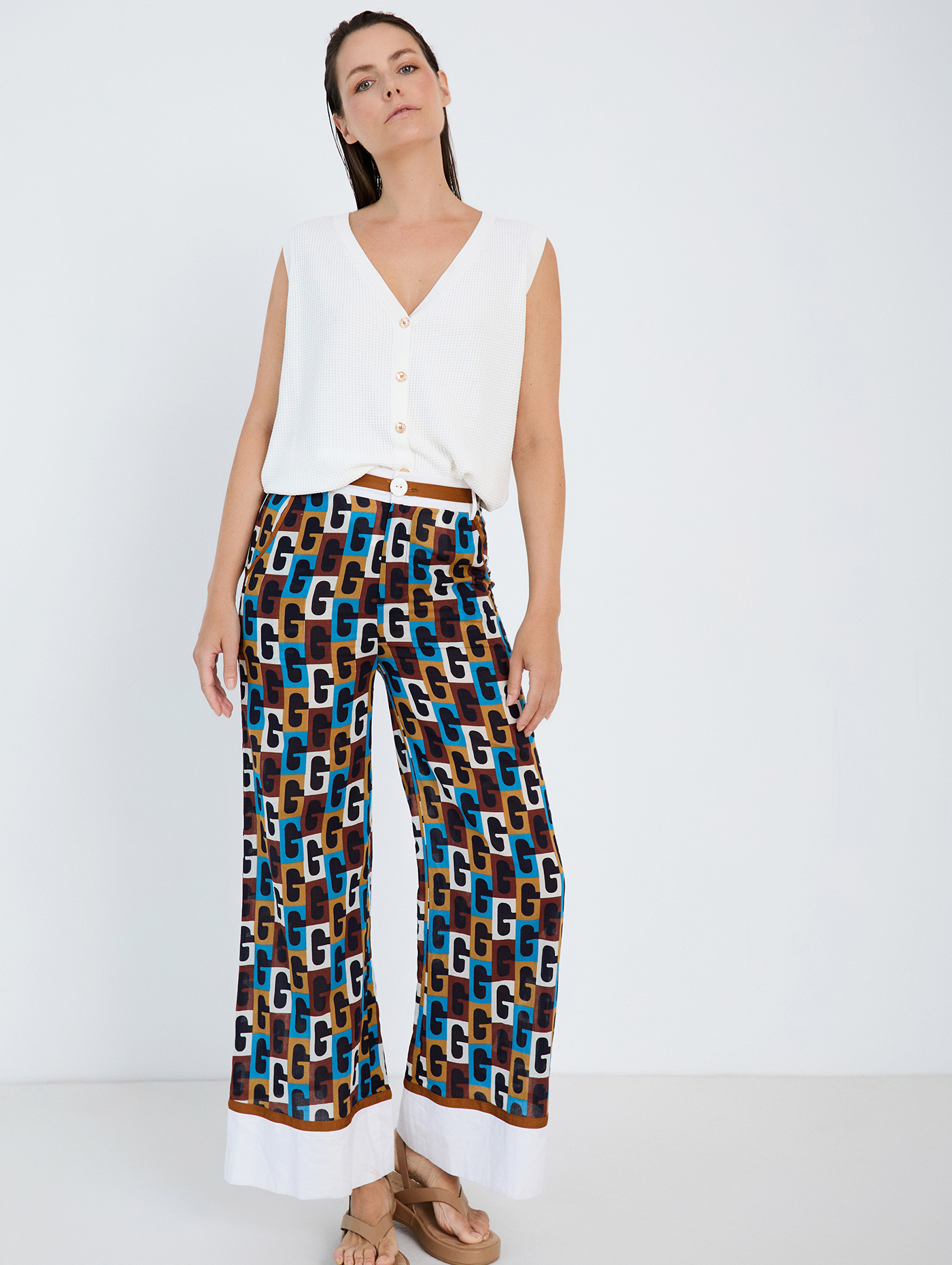Pantalón estampado retro de SKATIE – foto 1
