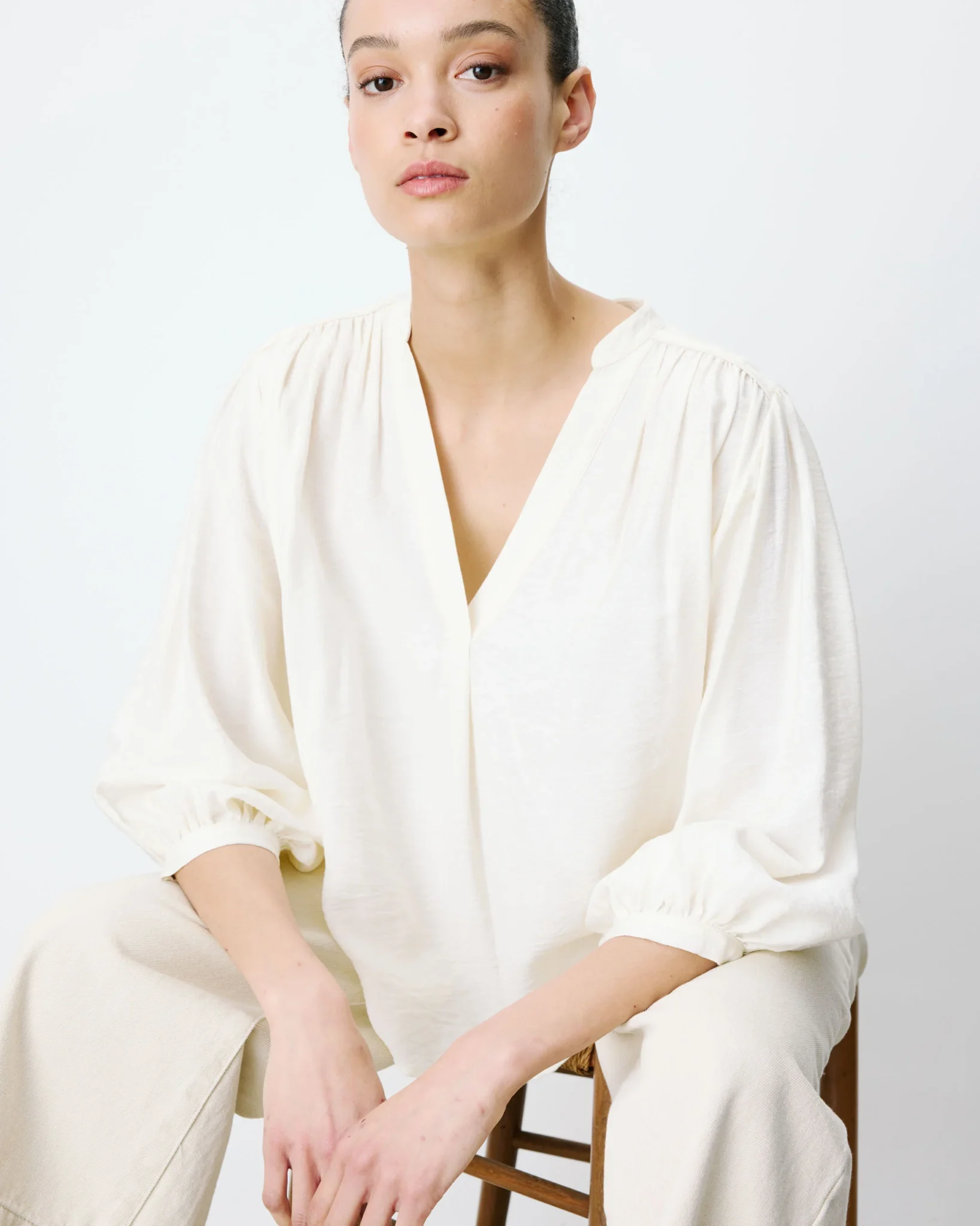 Blusa Fluida Auriane de Estilo Femenino de Grace & Mila – foto 3
