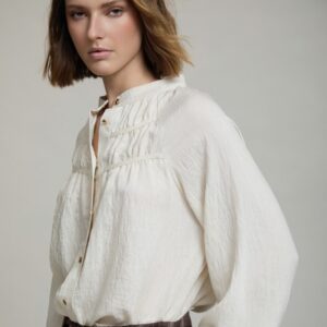 Blusa Fluida con Frunces de SKATIE – foto 1