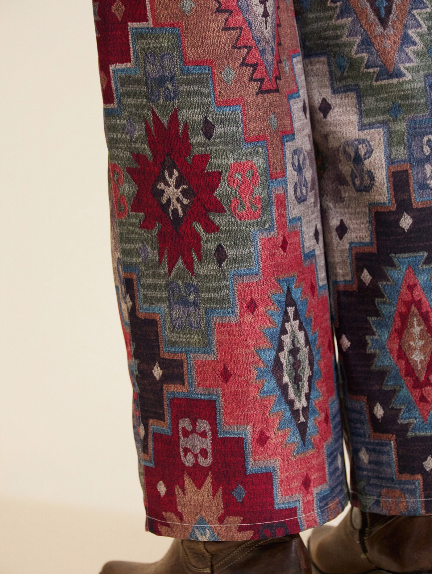 Pantalón Fluido Estampado Étnico de MEISIE – foto 3