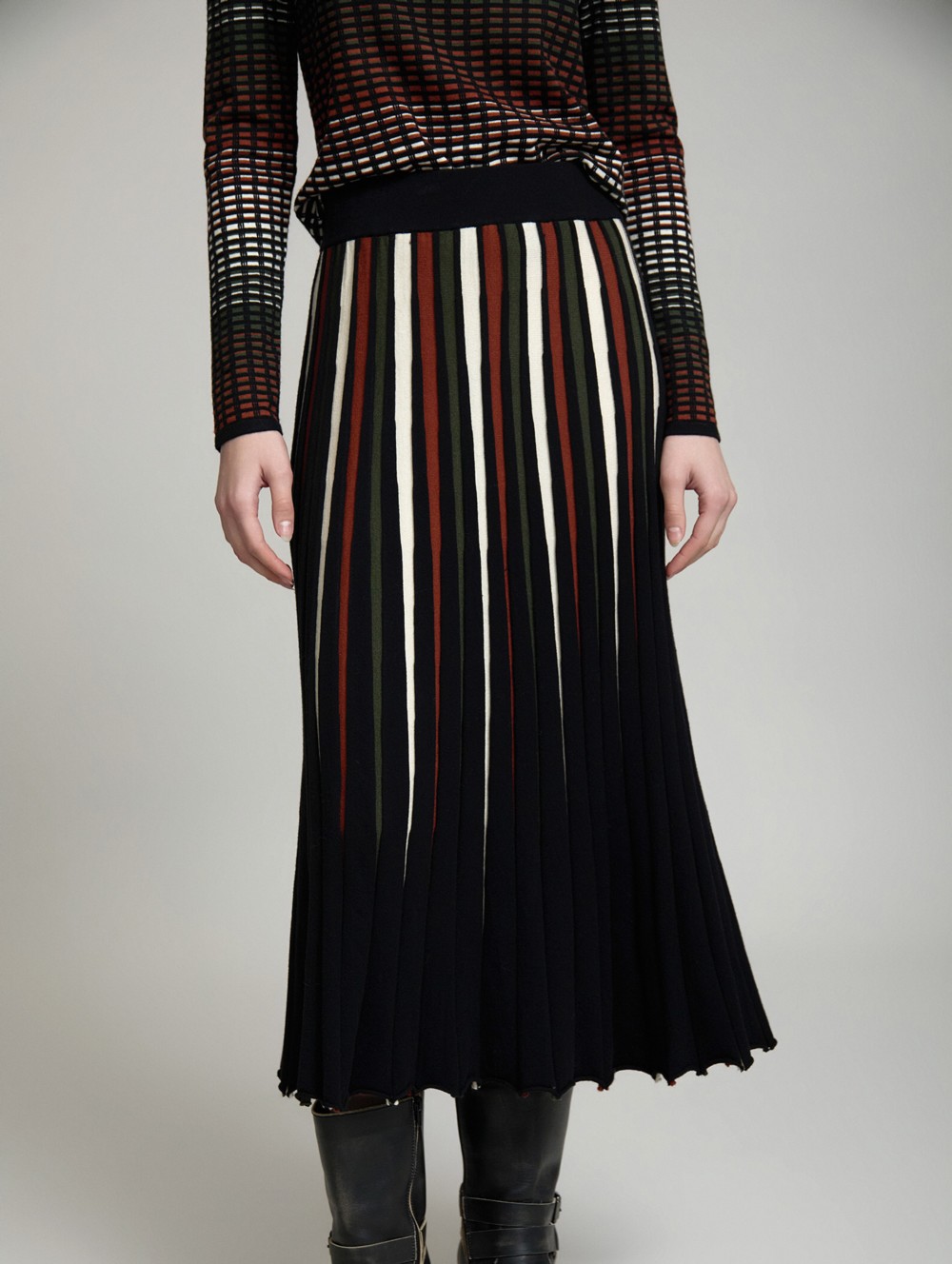 Falda Midi de Canalé Vanisé de SKATIE – foto 2