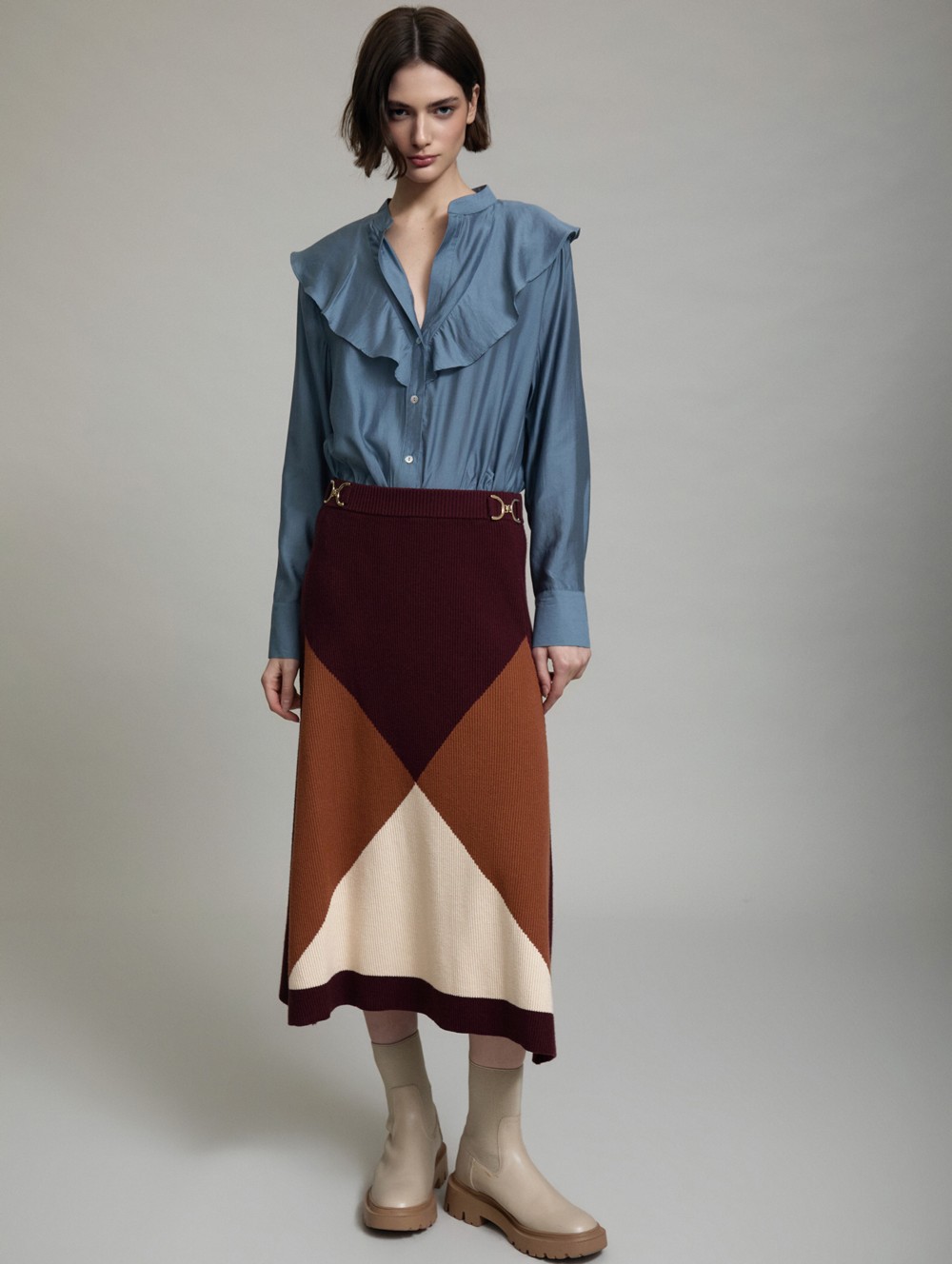 Blusa Fluida con Detalle de Volante de SKATIE – foto 2