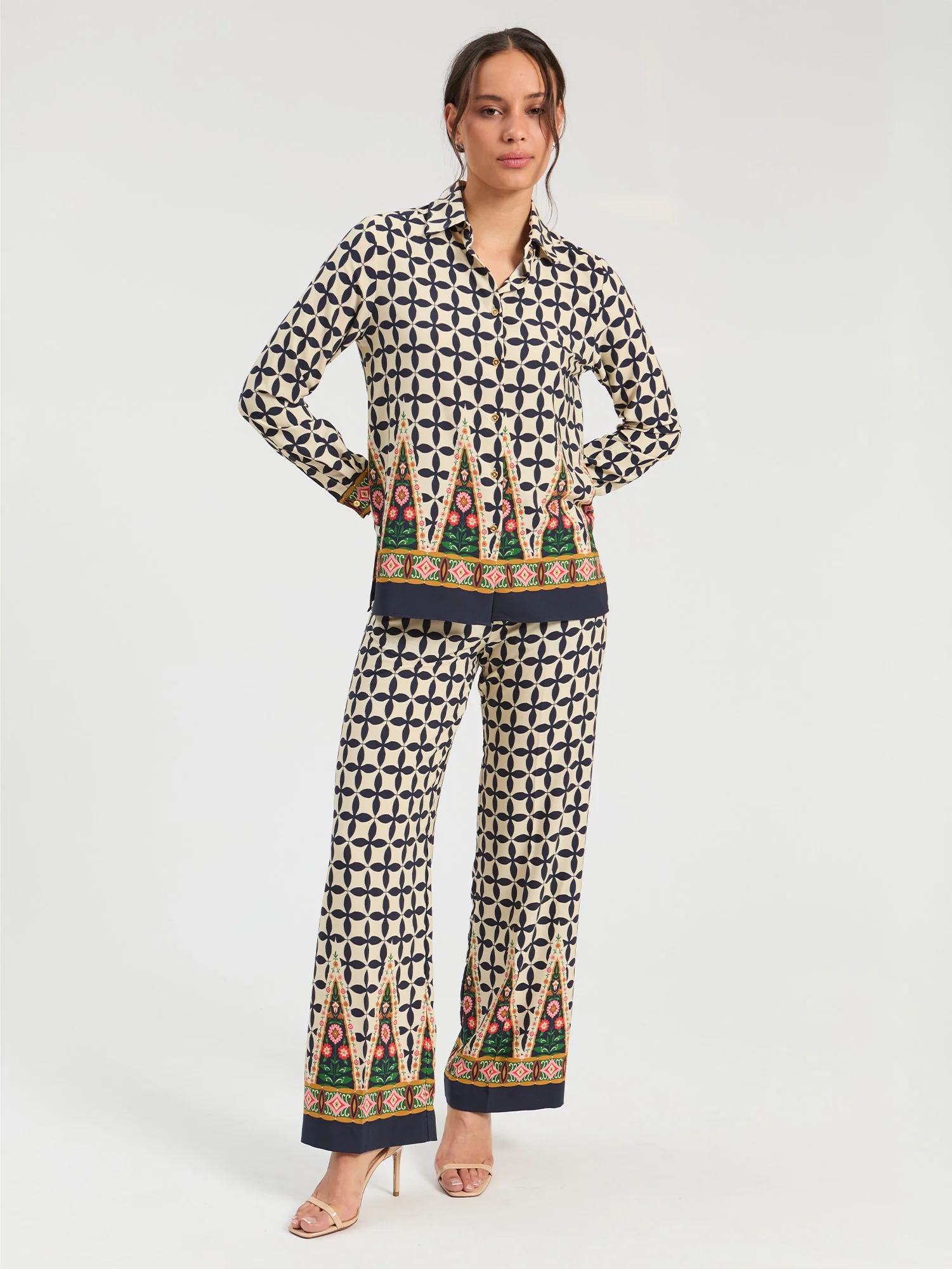 Pantalón Fluido Estampado Folk