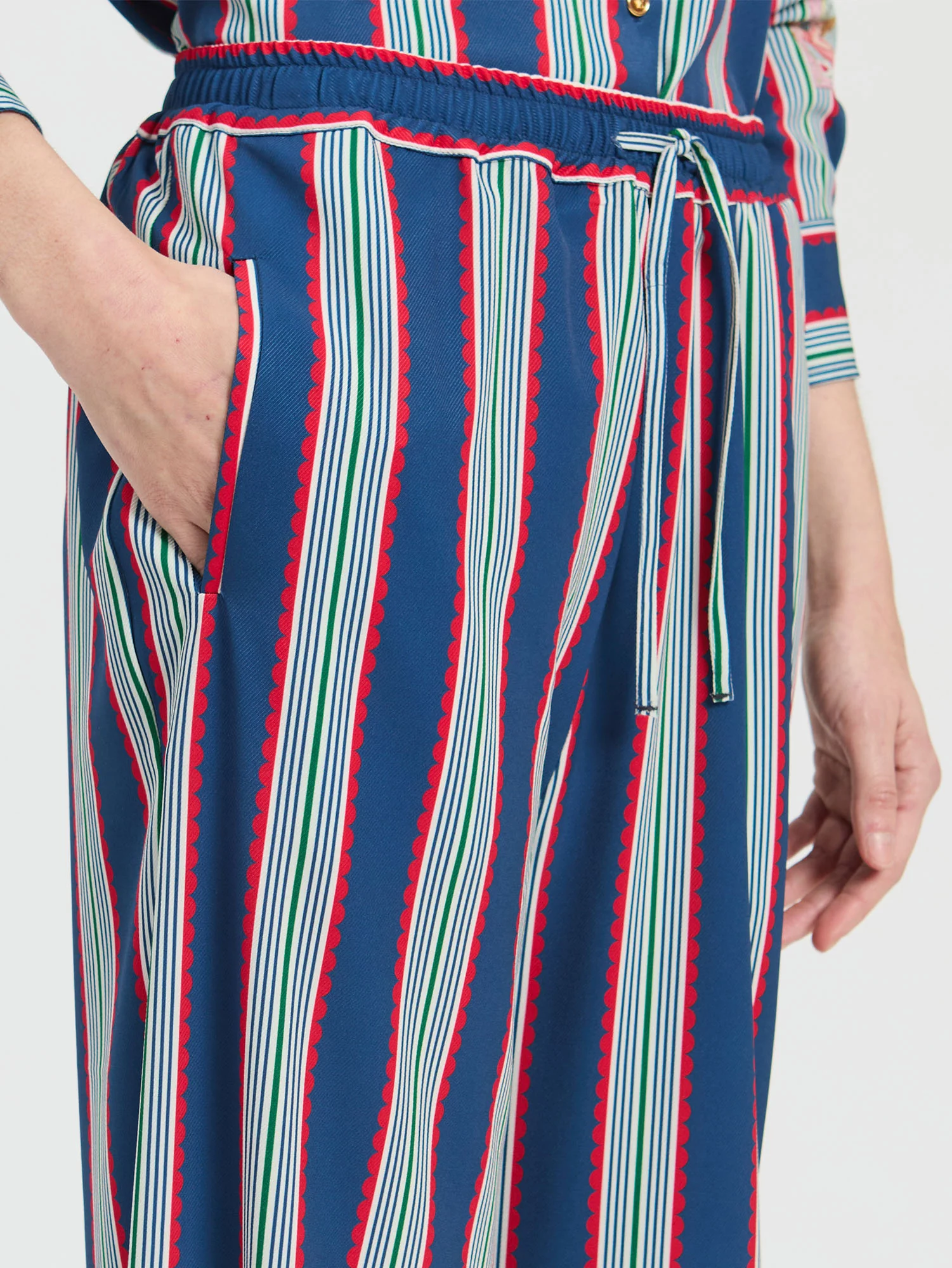 Pantalón Fluido con Estampado de Rayas - Imagen 3