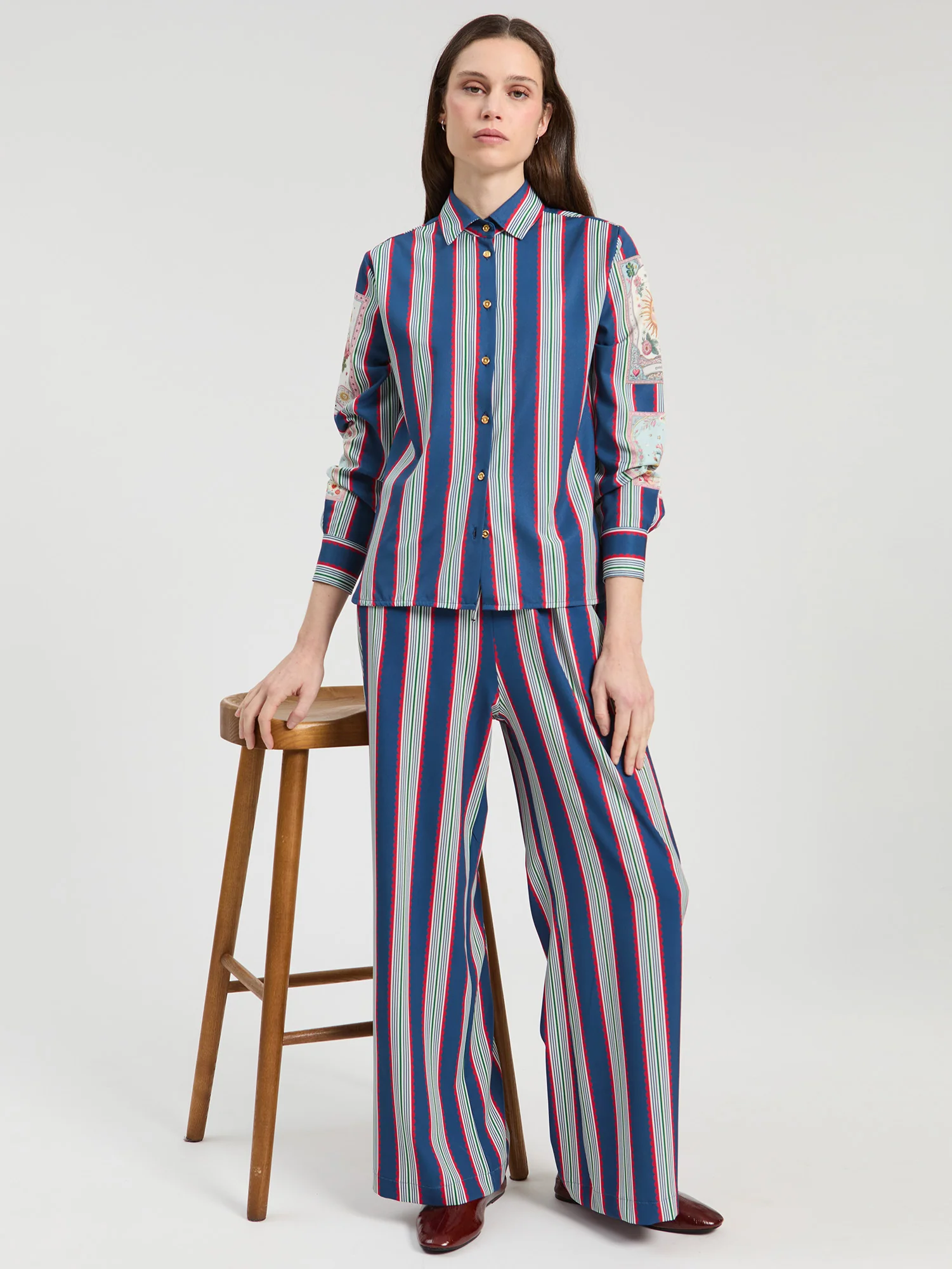 Pantalón Fluido con Estampado de Rayas